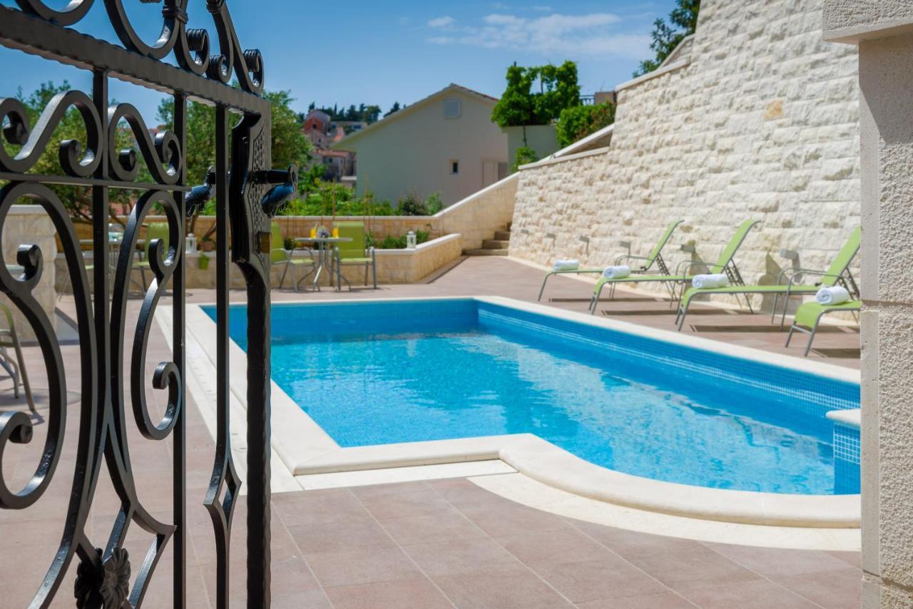 Villa Kogo Хвар Екстериор снимка